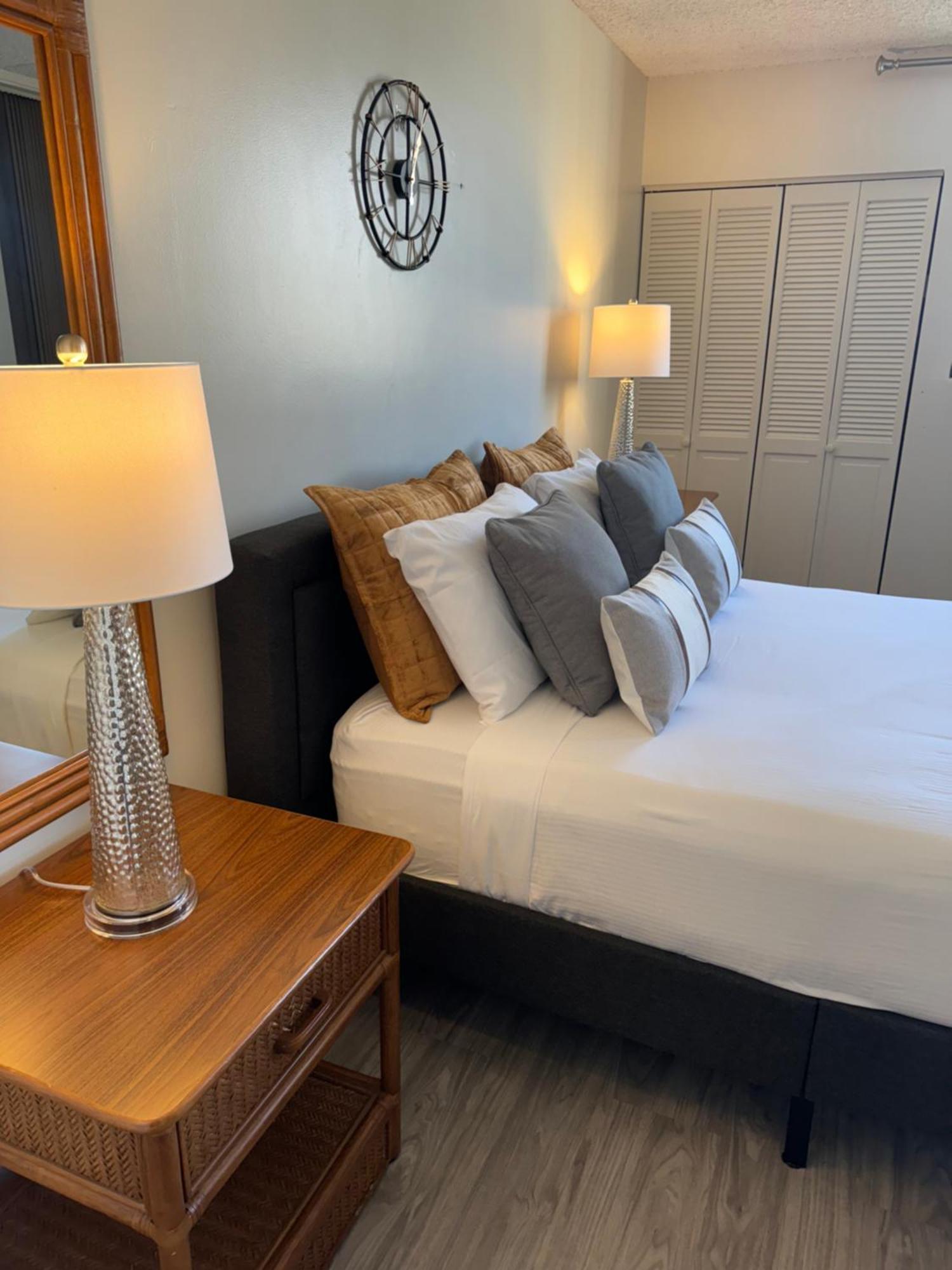 1414- Heart Of Waikiki With Kitchen - Free Parking - City View 호놀룰루 외부 사진