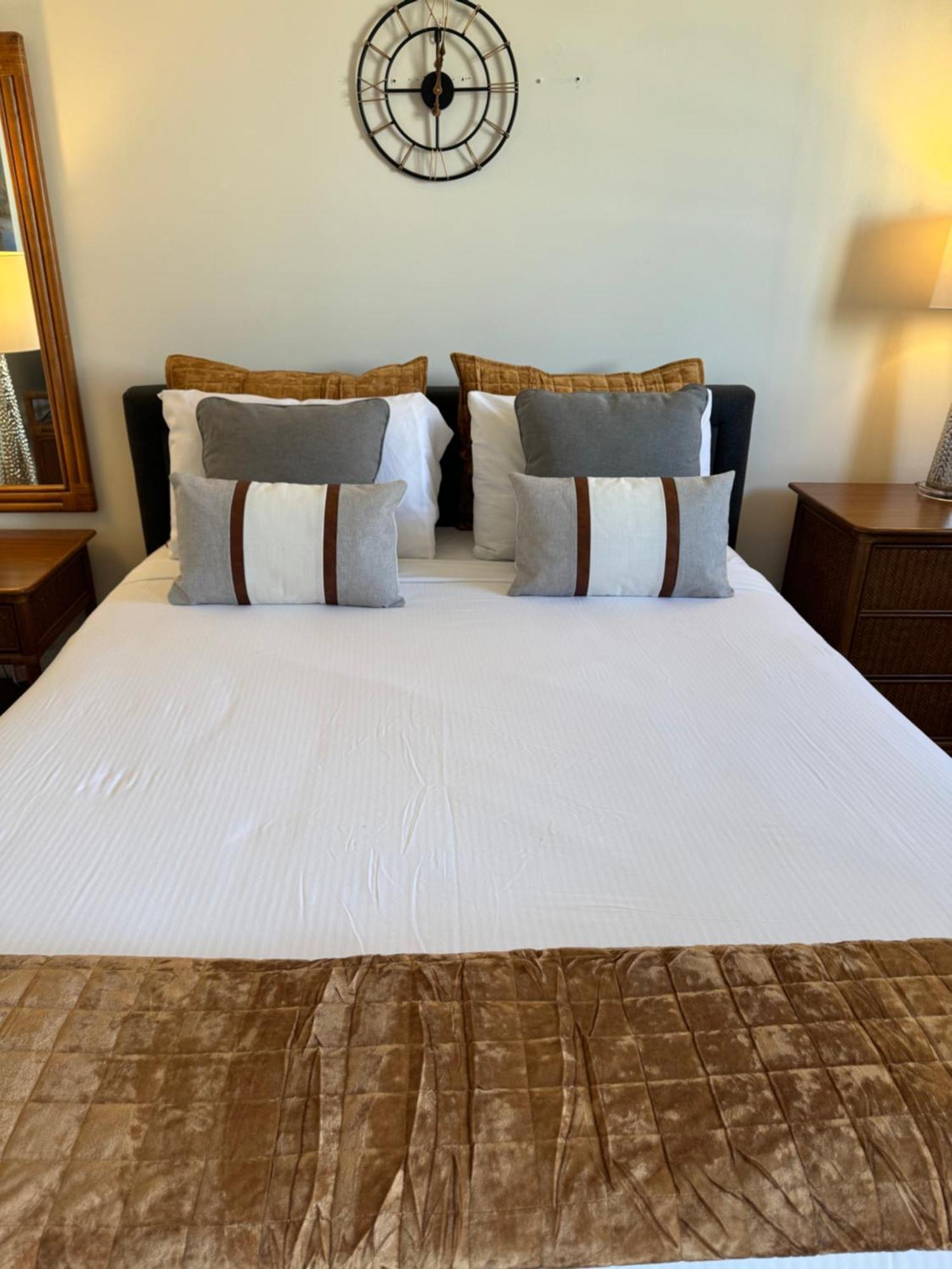 1414- Heart Of Waikiki With Kitchen - Free Parking - City View 호놀룰루 외부 사진